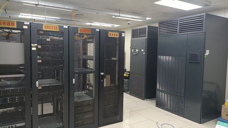 房间级精密空调